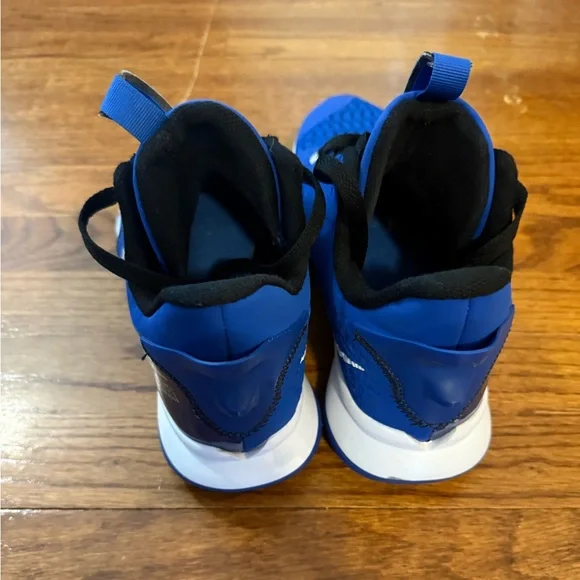 Nike Lebron Witness V Game Royal Blue Size 9 - Picture 4 of 7